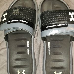 Mens UA slides